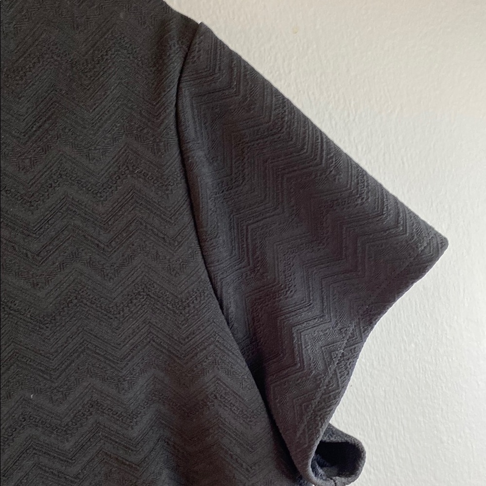 Elegant Black Women's Dress - Picture 9 of 12